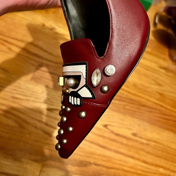 Karl Lagerfeld Burgundy Studded Heels | NWT | size 9.5 - Picture 9 of 11